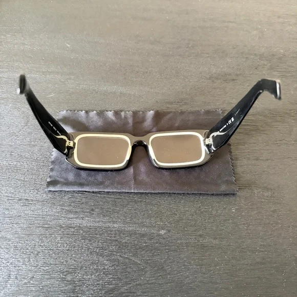 Prada Women’s Black Rectangular Sunglasses - Picture 7 of 11